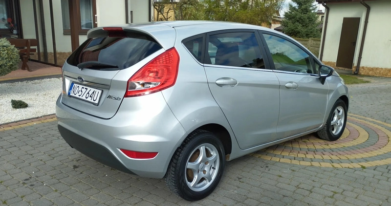 Ford Fiesta cena 16900 przebieg: 204796, rok produkcji 2009 z Cieszanów małe 191